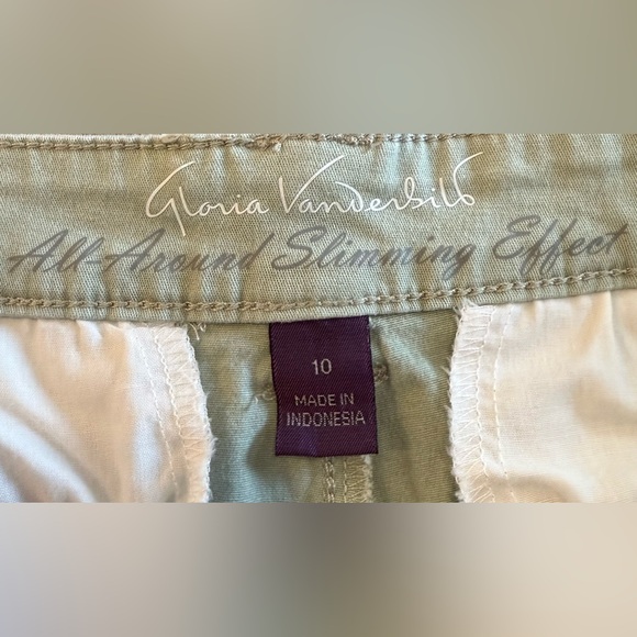 Gloria Vanderbilt All Around Slimming Effect Green Chino Shorts Size 10 - Picture 5 of 5